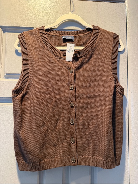 GAP Tops - GAP Brown sweater vest NWT